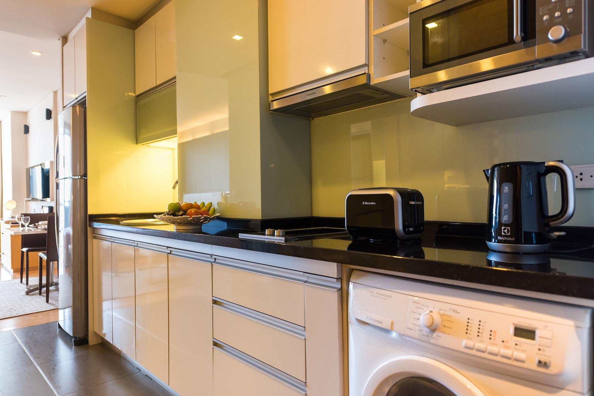 Somerset Sukhumvit Thonglor Банкок Екстериор снимка